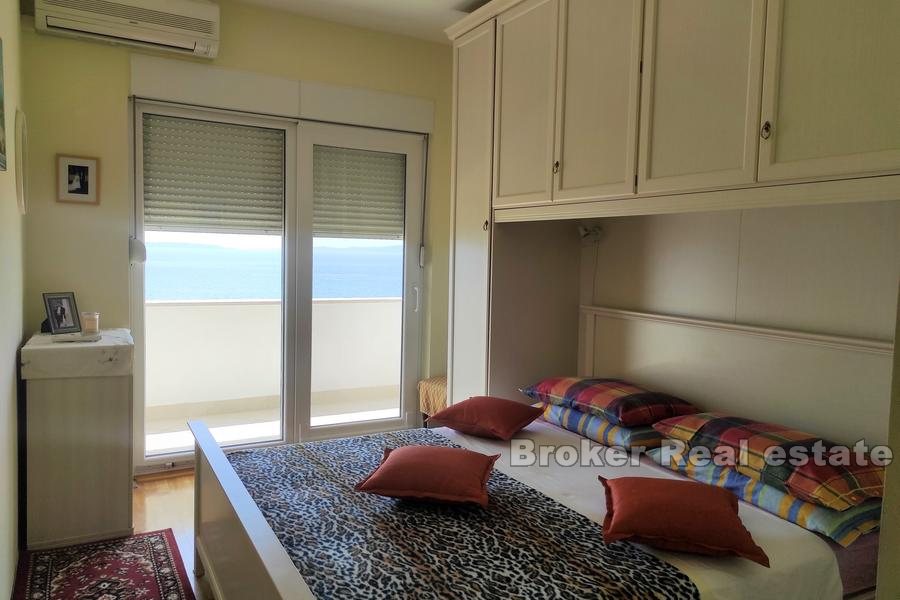 Znjan, beautiful apartment with open sea view