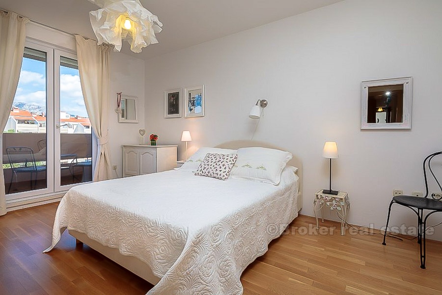 Appartamento confortevole con due camere da letto, vendita