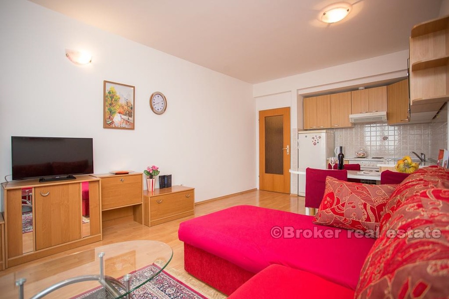 Comfortable one bedroom apartment, Znjan, for sale