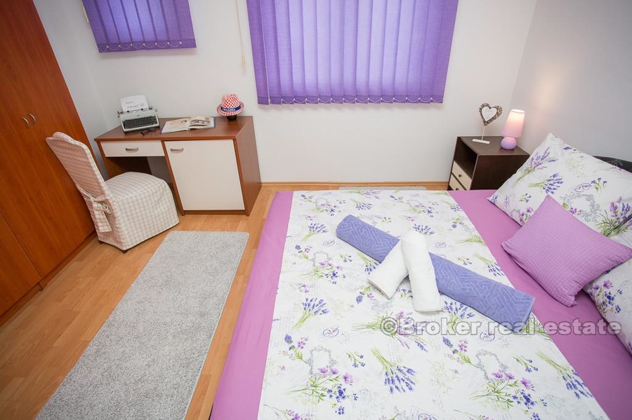 Komfortable Wohnung mit einem Schlafzimmer, Znjan, zu verkaufen