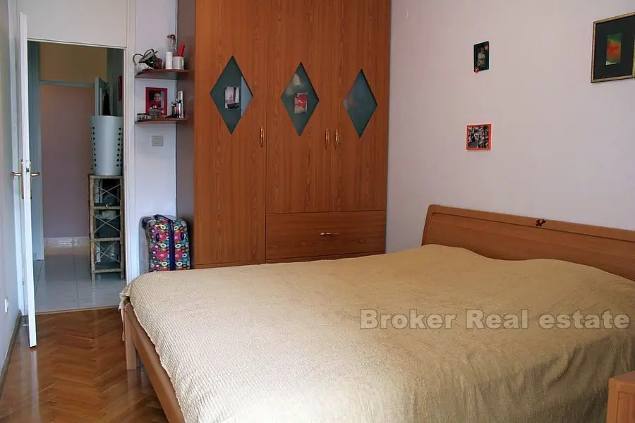Trstenik, soleggiato appartamento con due camere da letto