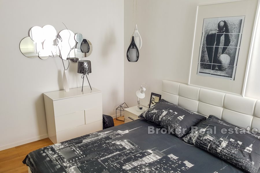 Completely renovated two bedroom apartment, Plokite
