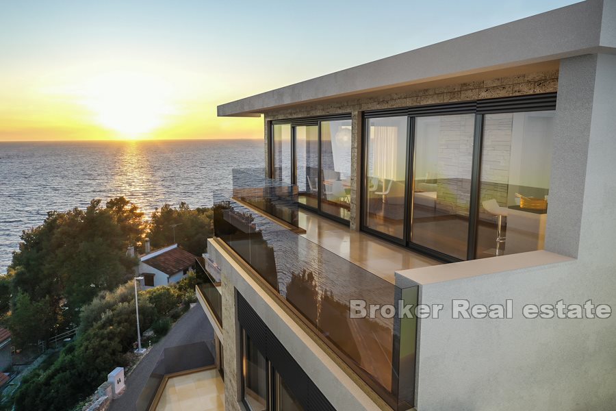 Luxusní nově postavené apartmány s výhledem na moře