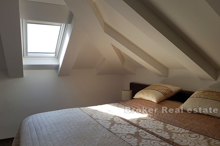Comfortable attic apartment with a view of the city