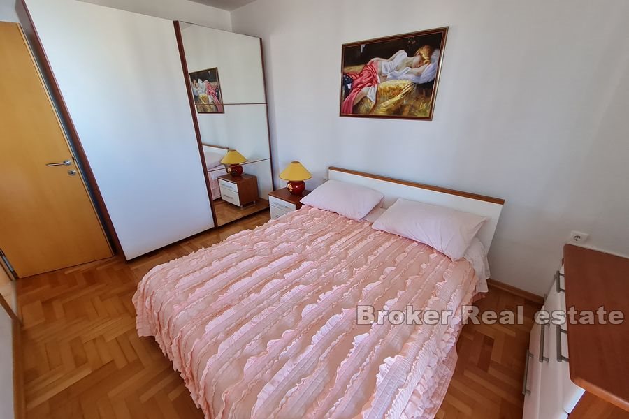 Žnjan, Wohnung mit zwei Schlafzimmern mit Meerblick