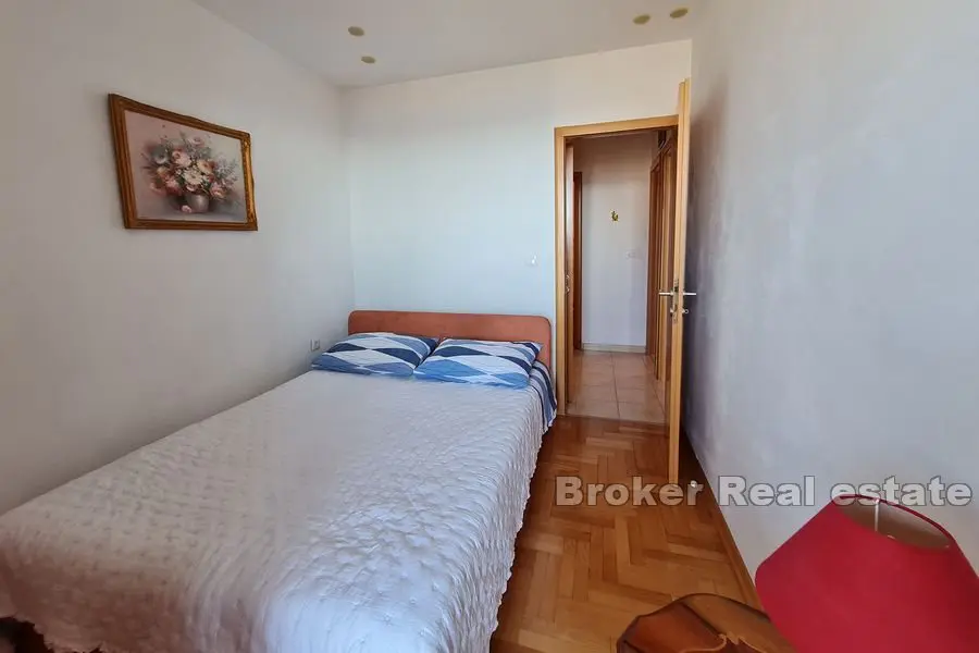 Žnjan, appartamento con due camere da letto con vista mare