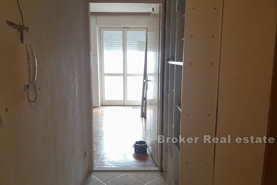 Comfortable four bedroom apartment, Spinut