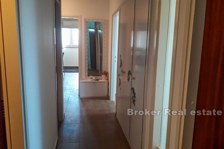 Newly renovated two bedroom apartment with loggia, Split 3