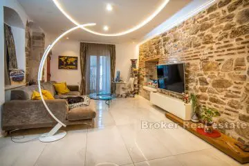 Luxury apartment in Diocletian's Palace