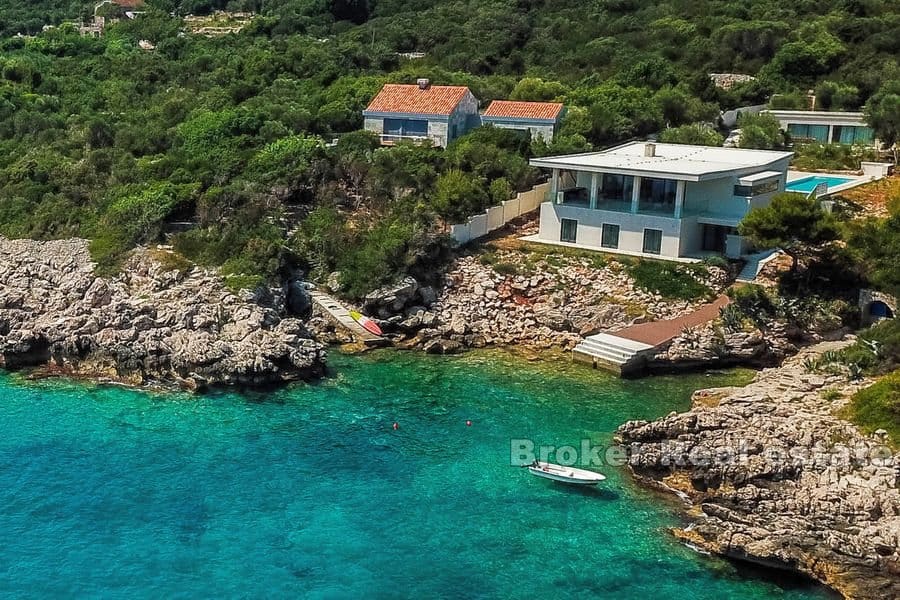 Einzigartige Luxusvilla, erste Reihe zum Meer
