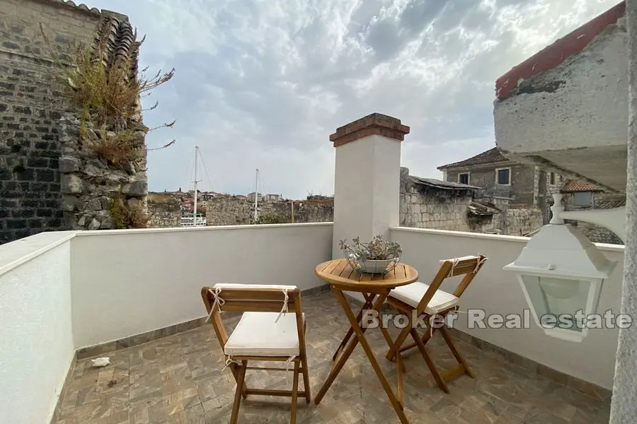 Autochthones dalmatinisches Haus im Zentrum von Trogir