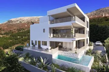 Villa in the final stage of construction with sea view
