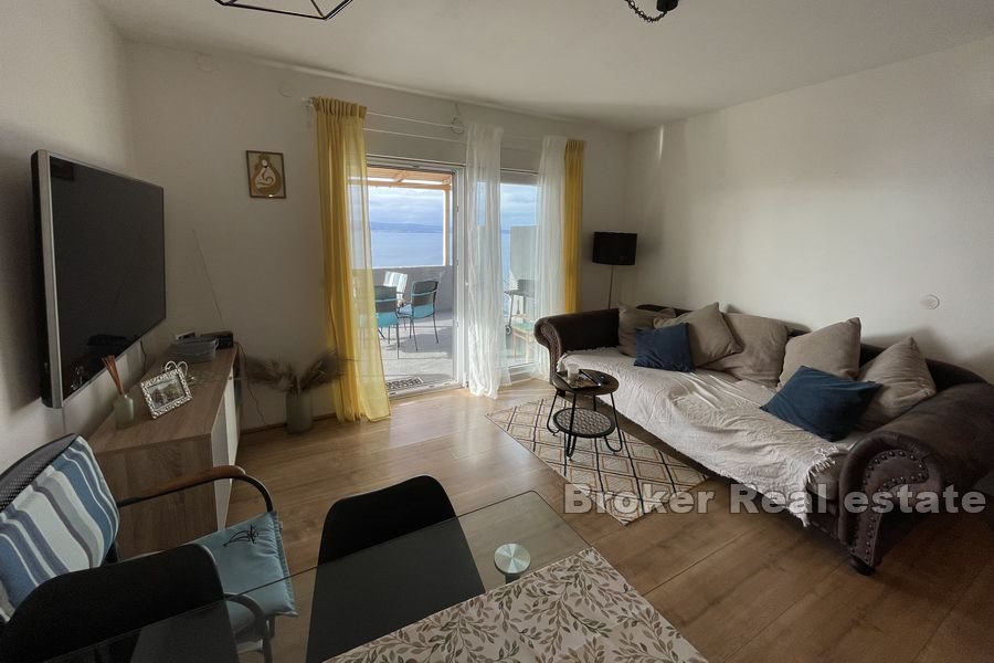 Apartment with open sea view