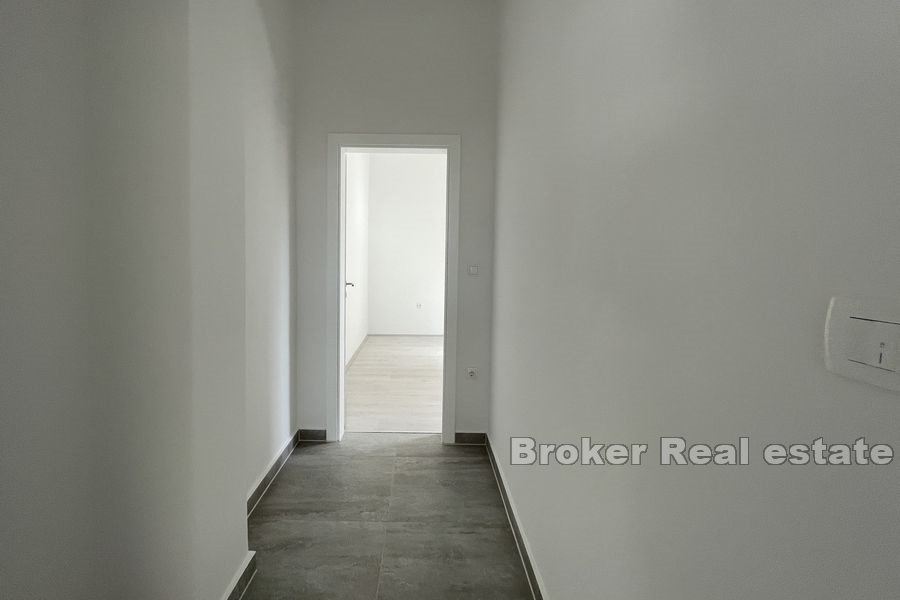 Three bedroom apartment in a new building