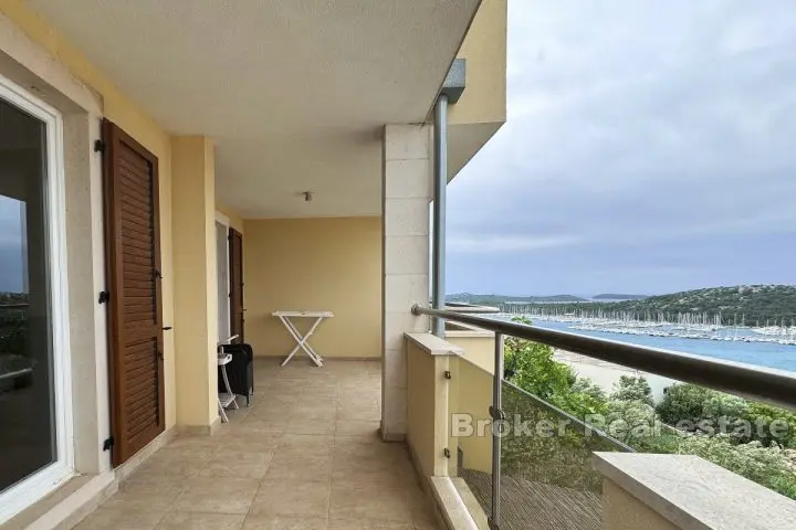 001-2030-75-Rogoznica-Apartment-with-a-sea-view-for-sale