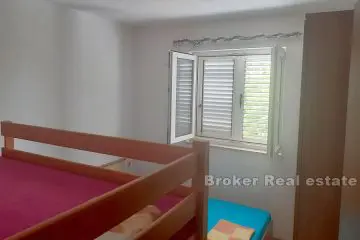 One bedroom apartment near the sea