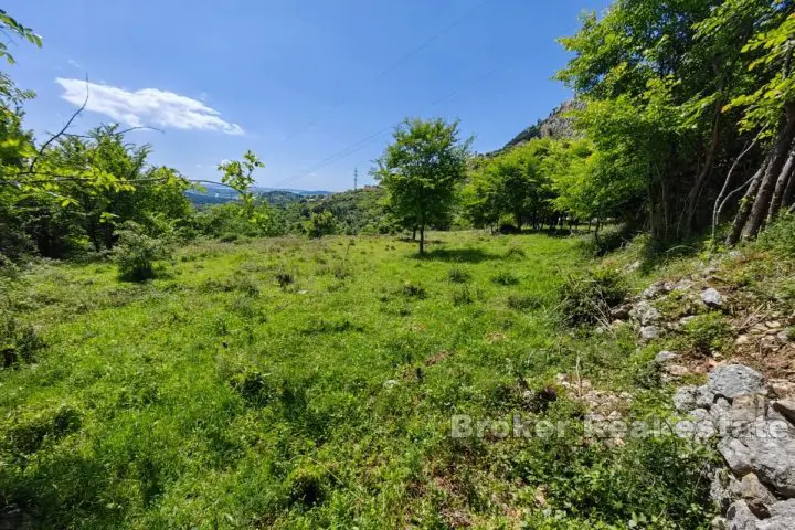 001-2031-124-Near-Split-building-land-with-open-view-for-sale