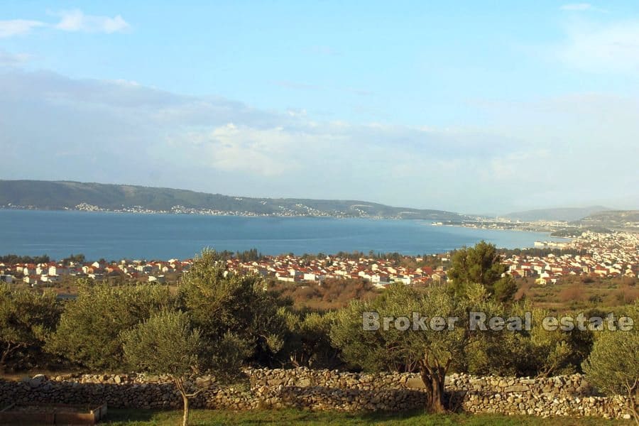 Building land with panoramic sea view