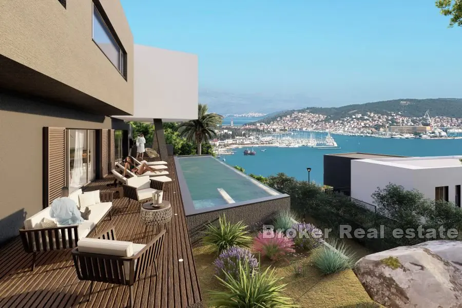 En moderne villa med panoramautsikt over havet