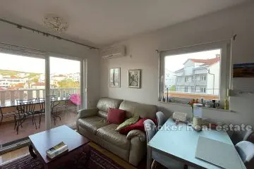 Two bedroom apartment near the sea