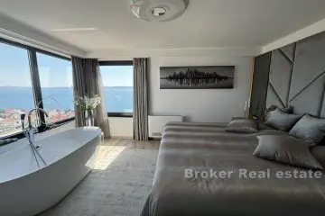 Luksuzna vila s otvorenim pogledom na more