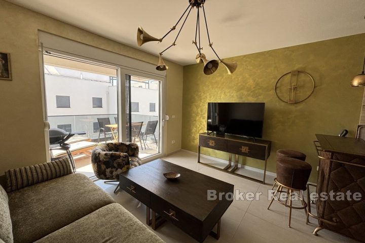 001-2035-162-Ciovo-Modern-two-bedroom-apartment-for-sale