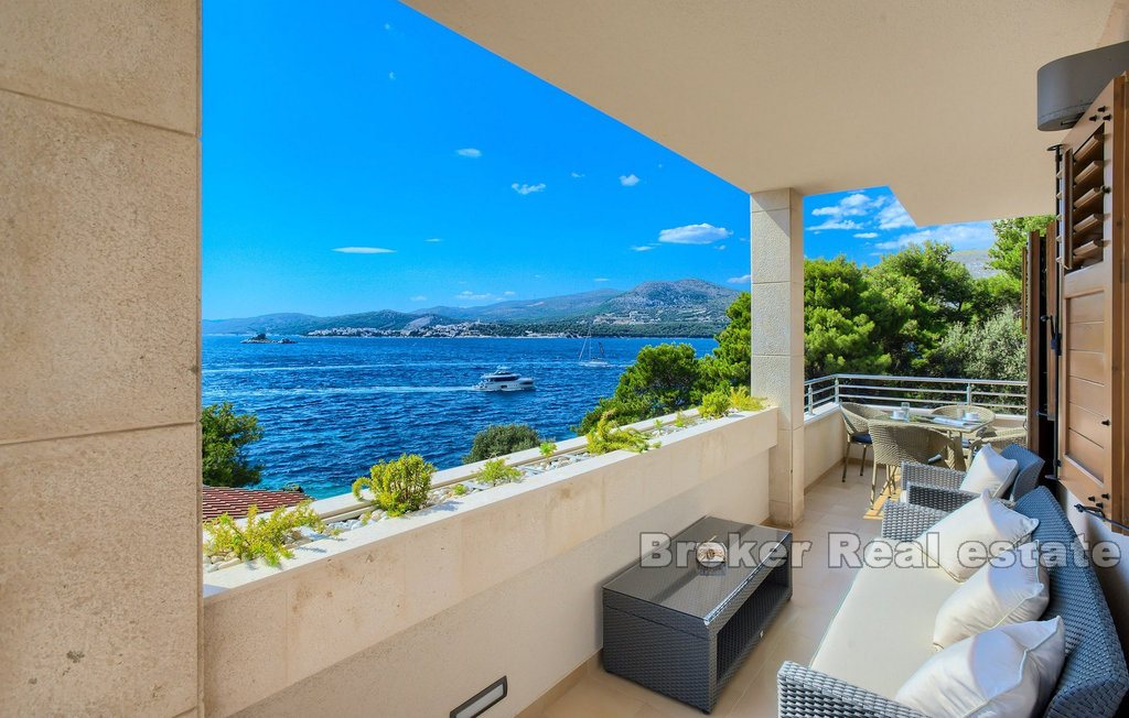 Villa de luxe avec vue panoramique sur la mer