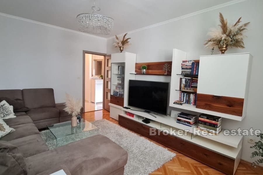 Blatine, modern two bedroom apartment