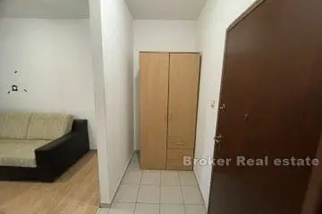 Sućidar, one bedroom apartment for renovation