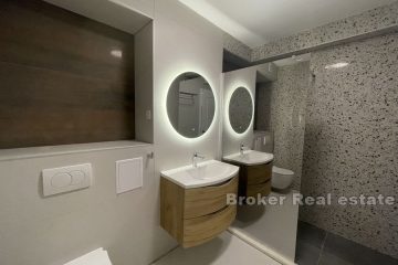 Trstenik, luxurious two bedroom apartment