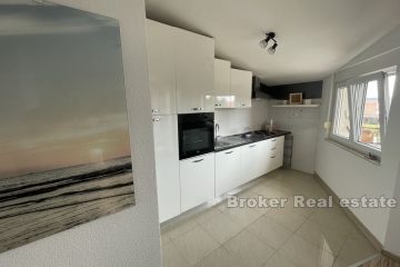 Newly renovated four bedroom apartment