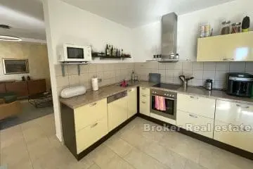 Trstenik, spacious three-bedroom apartment