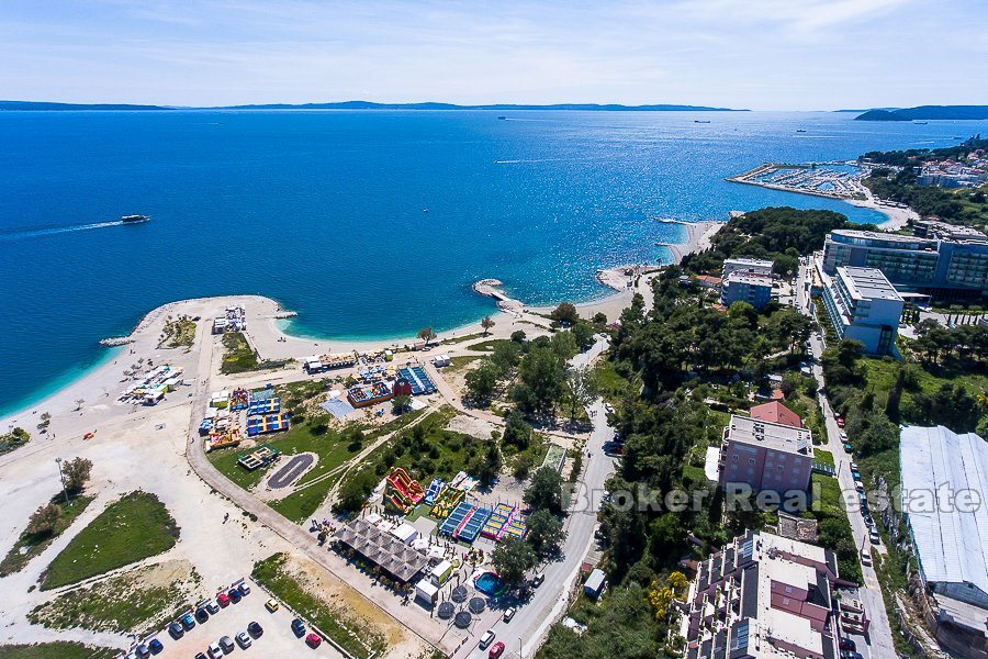 Znjan, Two-bedroom apartment with open sea view