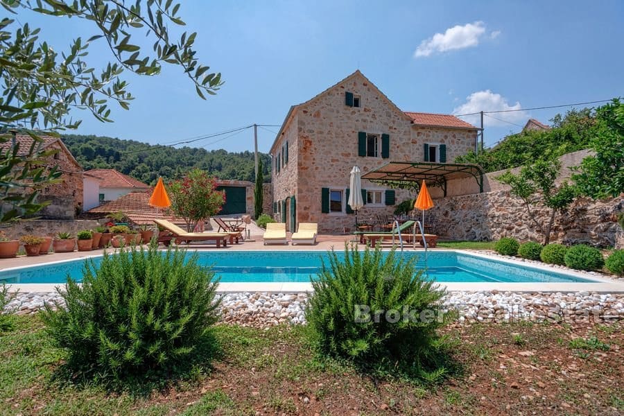 Villa méditerranéenne avec piscine
