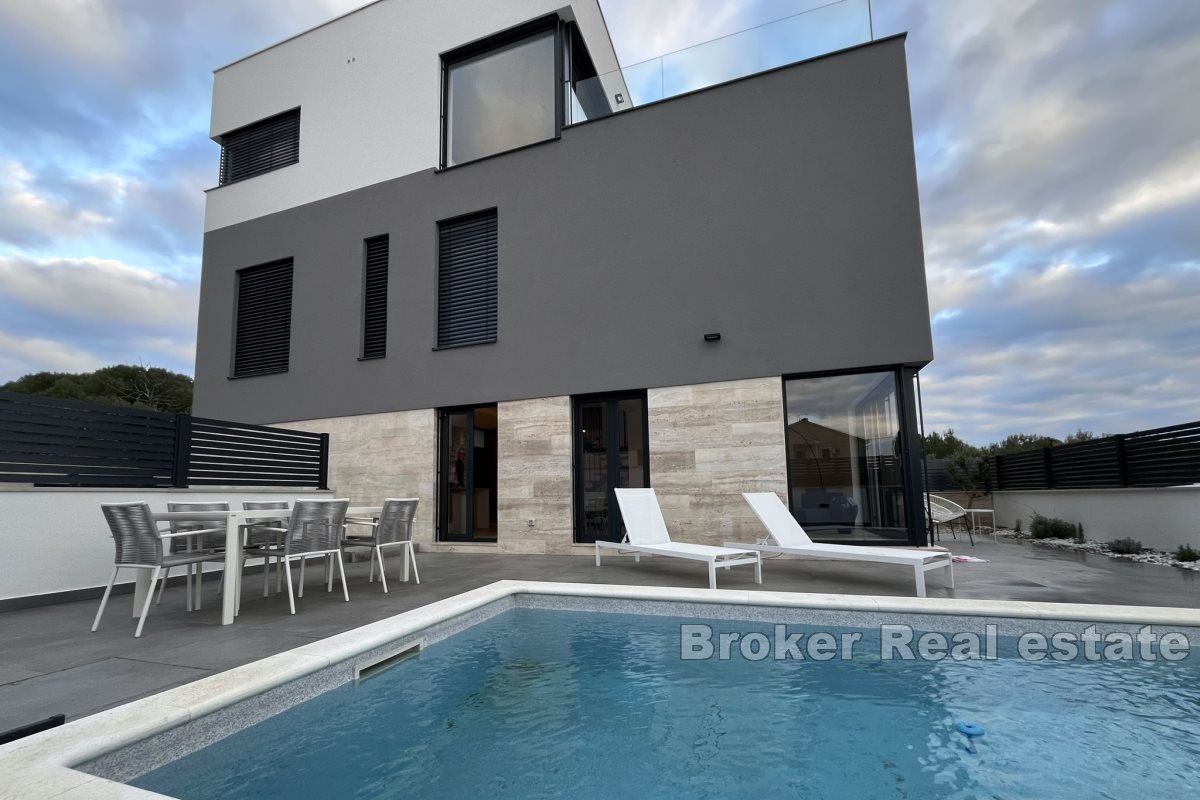 001-2041-79-Zadar-Modern-villa-with-pool-and-a-sea-view-for-sale