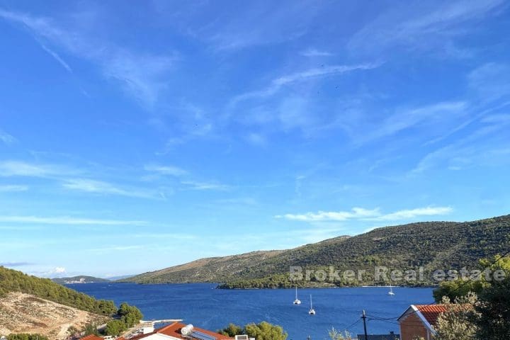 001-2043-41-Marina-house-with-sea-view-for-sale