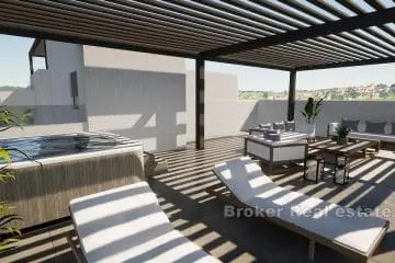 Newly Built Penthouse with Rooftop Terrace
