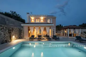 Newly built villa with open sea view