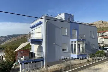 Einfamilienhaus mit Panoramablick auf das Meer