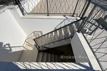 Apartments in a newly completed building with sea view