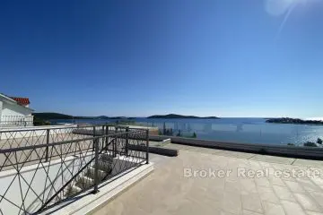 Appartamenti in un edificio appena completato con vista mare