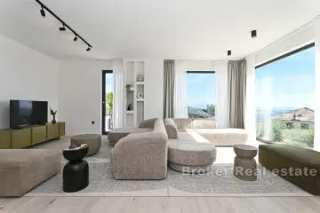 New luxury villa with panoramic sea view