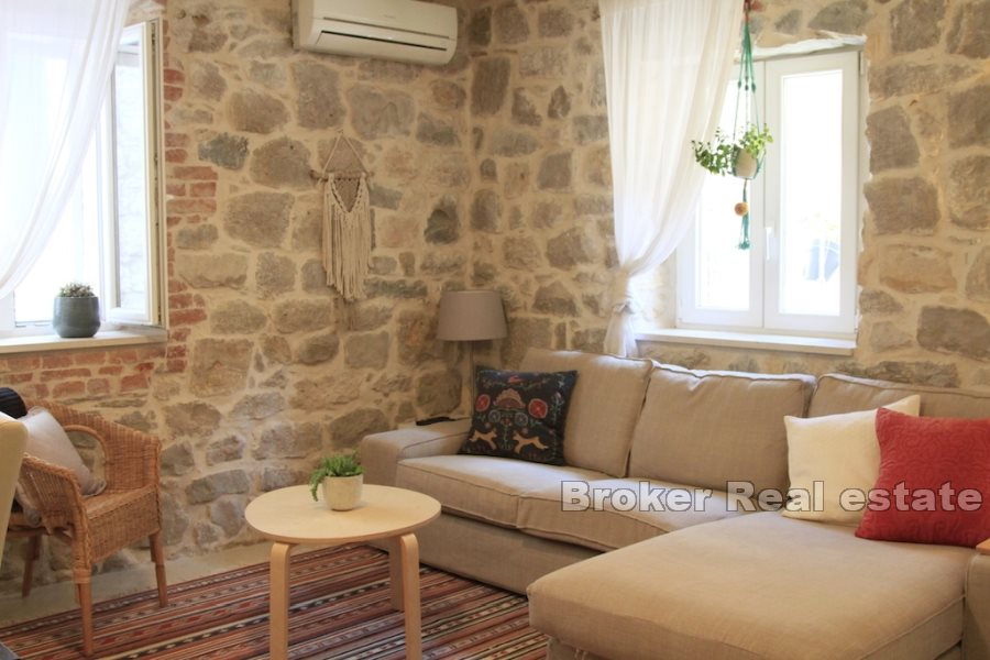 001-2045-09-Split-Center-Varos-One-bedroom-apartment-in-the-city-centre-for-sale