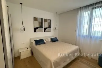 Spacious two-bedroom apartment for long-term rent (first move-in)