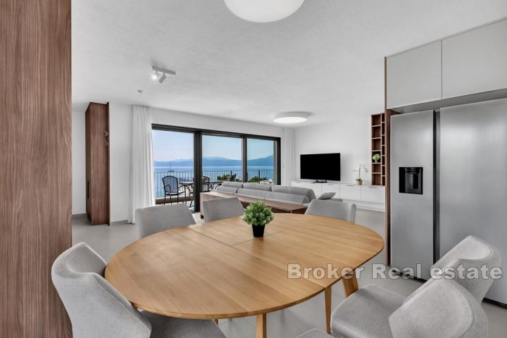 Appartement de luxe au premier rang de la mer