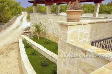 Stone villa with a view of Velebit