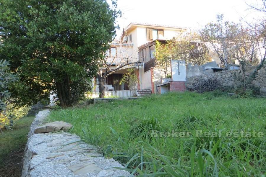 House on 2 floors, with sea view, for sale