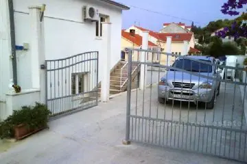 Detached two-storey house, for sale