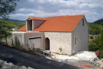 House with the possibility of upgrading, for sale