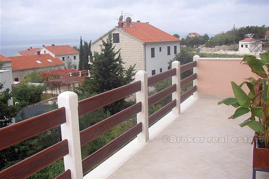 Four-storey apartment house, for sale